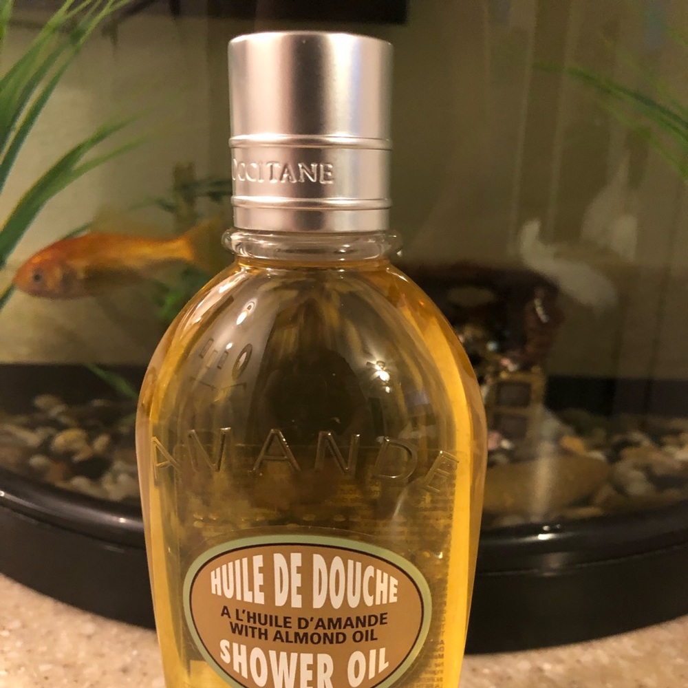 L’Occitane Shower Oil 8.4oz AMANDE